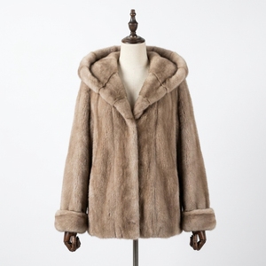 Giacca Invernale da Donna in <span class=keywords><strong>Visone</strong></span> Naturale Argento <span class=keywords><strong>Blu</strong></span> Zaffiro, Casual, Antivento, Tinta Unita, con Cappuccio Integrato e Polsini Reversibili in Poliestere - Product Image 1