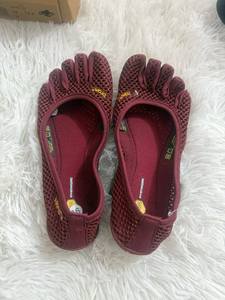 รองเท้า V-Soul Fivefingers สำหรับพิลาทิส กีฬา ฟิตเนส เต้นรำ รองเท้าแบบแยกนิ้วเท้าสำหรับเต้นรำ รุ่นใหม่ปี 2026 รองเท้าดีไซน์เนอร์ รองเท้าทรงกบ - Product Image 3