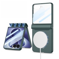 Coque de téléphone à couverture intégrale en PC avec charnière magnétique et anneau magnétique intégré compatible avec la charge sans fil pour Samsung Z Flip 8