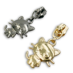 Prêts à être expédiés : Tirettes et têtes de fermeture éclair métalliques de haute qualité, sans nickel, à verrouillage automatique, pour 5 (unités) #   Fermeture éclair en nylon (alliage de zinc) - Product Image 3