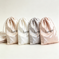 Maßgefertigte Perückenverpackung Satinbeutel mit Bedrucktem Logo Seiden-Zugbeutel für Haarverlängerungen Kosmetik Schmuck Geschenkaufbewahrung