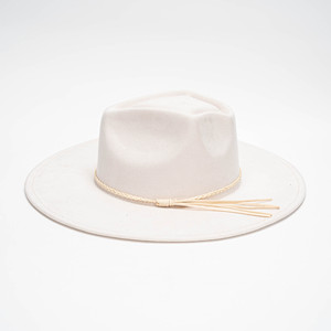 Topi Lebar Berbahan Imitasi Suede Model Arrow Cap Terbaru, Topi Fashion Sederhana untuk Catwalk dengan Aksesoris Rumbai - Product Image 3