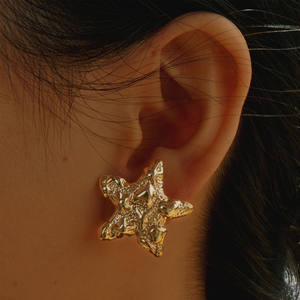 ต่างหูสแตนเลสชุบทองปรับแต่งได้ทันสมัยทันสมัยสำหรับผู้หญิงดีไซน์ปลาดาวและรูปหัวใจ - Product Image 3