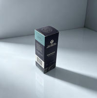 Boîte en carton ondulé recyclé sur mesure pour l'emballage de produits cosmétiques et de soins de la peau avec laminage brillant et gaufrage