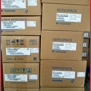 Yaskawa Servo Controller SGDXS 7R6A00A8002 200W 48V DC IP20 Motor Control Device - Product Image 1