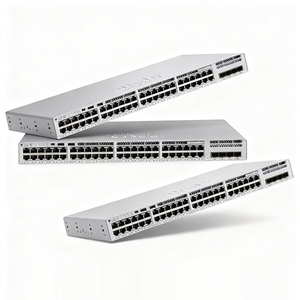 Commutateur gestionné Gigabit PoE+ 48 ports C9200L-48P-4G-E avec 4 ports SFP pour accès d'entreprise - Product Image 1
