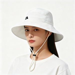 Sombrero de Sol Blanco de Ala Ancha para Mujer, Protección UV UPF 50+, con Correa para la Barbilla, Estilo Bordado 3D, Informal para Exteriores - Product Image 1