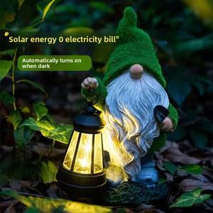Artesanía <span class=keywords><strong>de</strong></span> resina <span class=keywords><strong>de</strong></span> Gnomo con energía Solar, adorno navideño para patio exterior, paisaje, <span class=keywords><strong>estatua</strong></span> flocada enana, diseño transfronterizo - Product Image 2