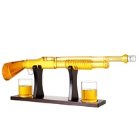 Decantador de whisky de vidrio con Diseño Artesanal AK47, Base de madera única, forma de pistola, botella a juego, cristalería, whisky para beber