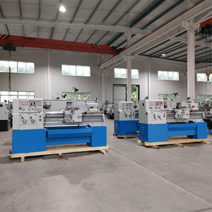 Hochwertige, preisgünstige Yade C6136 Horizontale Metalldrehmaschine, 1000 mm maximale Werkstücklänge, leichte Ausführung, 4 Werkzeugstationen, energiesparend - Product Image 2