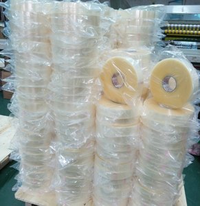 Cinta Adhesiva de Fusión en Caliente para India, Rollo Jumbo de Cinta Termofusible, 45 micras, 48 mm, 1000 m - Product Image 3