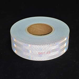 เทปสะท้อนแสงสีขาว DOT-C2 ปรับแต่งได้ ขนาด 5 ซม.*45.7 ม. กันน้ำ กันไฟ พิมพ์ได้ ใช้สำหรับติดตั้งเพื่อเพิ่มความโดดเด่นให้กับยานพาหนะ - Product Image 4