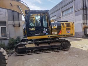 Excavadora de cadenas CAT 320D original usada de 20 toneladas, Caterpillar 320D usada con alto rendimiento, de segunda mano, en stock. - Product Image 2