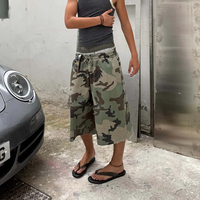 Shorts cargo camouflage oversize pour homme, coupe large, taille élastique avec cordon de serrage, imprimé Woodland, bords bruts, style streetwear, fournisseur en gros