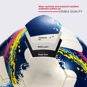 כדורגל תפירה ידנית Yinjoy מספר 5, דמוי עור נחש, מעור PU, למבוגרים, עמיד, מעור אמיתי וגומי, משקל 0.4-0.45 ק\\\"ג - Product Image 3