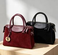 Sac à bandoulière en velours grande capacité pour femme 2026, sac messager de haute qualité avec pendentif petit ours mignon, sac fourre-tout pour femme
