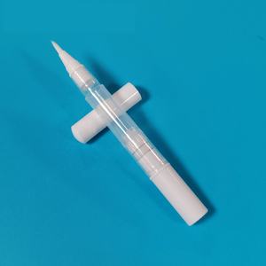 Stylo vide personnalisable pour huile à ongles, blanchiment dentaire et dissolvant de vernis à ongles, 2ml, avec applicateur rotatif - Product Image 1