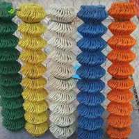 Clôture en treillis soudé en acier à faible teneur en carbone galvanisé à chaud avec maille losange pour enclos d'animaux de ferme, durable, argentée, sur mesure