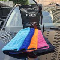 Serviette de séchage sur mesure en microfibre douce pour le nettoyage automobile, service de logo OEM disponible, serviette de séchage automobile à boucles torsadées