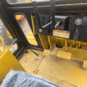 Caterpillar D4C Bulldozer Tractor Loader Used Heavy Equipment Track <b>Machine</b> - Product Image 5