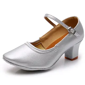 Groothandel Mode Dansschoenen Voor Vrouwen Latin Softs Bottom Ballroom Tango Dansschoenen Hakken Voor Vrouwen 5Cm