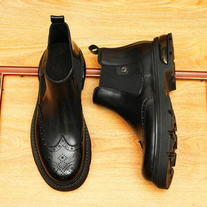 Nouvelles chaussures en cuir véritable tendance, bottes de travail, bottes décontractées classiques pour hommes - Product Image 2