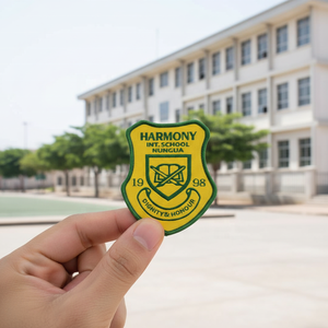 Créez <span class=keywords><strong>des</strong></span> mini-patches brodés 3D thermocollants en <span class=keywords><strong>tissu</strong></span> <span class=keywords><strong>pour</strong></span> chapeaux, chaussures et vêtements - Product Image 1