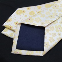 Cravate en Soie Jacquard Faite à la Main de Haute Qualité pour Hommes, Motif Géométrique Jaune et Blanc, Vente en Gros