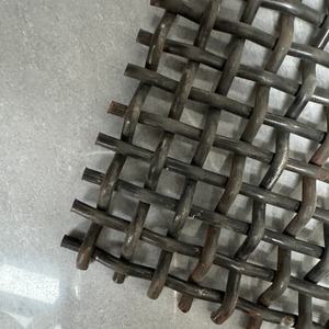 Maille de tamis vibrant pour concasseur de pierres et de sable de carrière minier à haute résistance 65mn 45 #   Maille de fil métallique tissée ondulée en acier au manganèse - Product Image 4