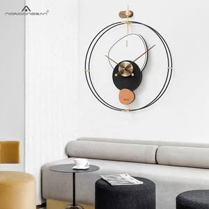 EMITDOOG Design <span class=keywords><strong>Horloge</strong></span> Murale En Métal En Gros Moderne Décor À La Maison Minimaliste En Bois Artisanat Noyer Mains bricolage Horloges De Luxe - Product Image 4