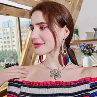 Grosir grosir grosir buatan tangan Bohemian Boho anting-anting mode halus menjuntai jatuh bulu asli rumbai panjang untuk wanita