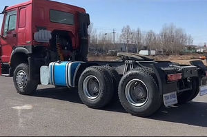 รถบรรทุกหัวลาก HOWO 371 ขนาด 6x4 สำหรับขาย SINOTRUK รถบรรทุกหนักสำหรับงานหนัก กำลัง 351-450 แรงม้า รับน้ำหนัก 21-30 ตัน สำหรับการขนส่งระหว่างประเทศ - Product Image 4