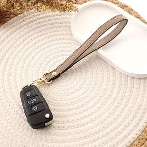 Cordón de cuero PU personalizado con llavero metálico para coche, cartera, correa de muñeca, cordón portátil antipérdida para teléfono de negocios - Product Image 1