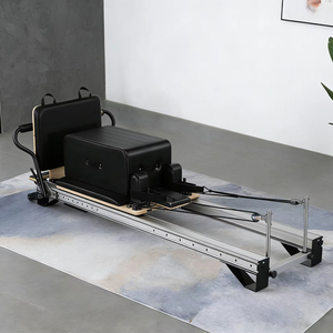 Lit de Pilates en aluminium de qualité aéronautique avec rembourrage en mousse à mémoire de forme de haute qualité et résistance réglable <span class=keywords><strong>pour</strong></span> un entraînement complet du corps - Product Image 1