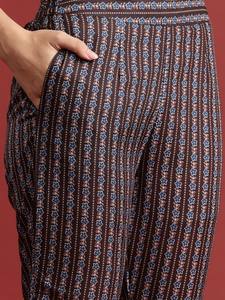 Estampado Regular Gotta Patti Kurta con pantalones y con Dupatta - Product Image 4