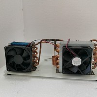 Condenseur évaporateur refroidi par air pour radiateur de cabinet de réfrigérateur miniature à tubes en cuivre à ailettes refroidi par eau
