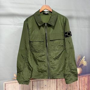 เสื้อแจ็คเก็ตสไตล์ชุดทำงานสีเทาอ่อนสำหรับผู้ชาย ยี่ห้อ Stone ทรงปกติ มีกระเป๋าติด ปิดด้วยกระดุม ผลิตจากวัสดุโพลีเอสเตอร์ ระบายอากาศได้ดี เหมาะสำหรับฤดูใบไม้ผลิ - Product Image 2