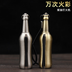Encendedor de metal impermeable con llavero, portátil, para uso en exteriores. - Product Image 4