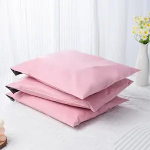 कपड़े के लिए अनुकूलित प्लास्टिक इको अनुकूल बायोडिग्रेडेबल पॉली मेलिंग बैग पैकेजिंग गुलाबी प्रिंट लोगो शिपिंग मेलिंग बैग