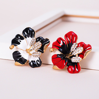 Bros Bunga Kristal Berlian Imitasi Pengantin Halus Enamel Pin Bros Bunga Mawar Aksesori Pernikahan