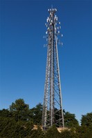 Tour de télécommunication autoportante en acier galvanisé à chaud, 30 m, pour signal téléphonique 4G 5G et communication micro-ondes