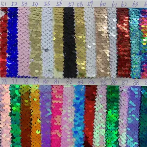Toptan yüksek kaliteli parıltılar püskül örgü kumaşlar parlak renkli işlemeli 5mm İki ton balık pulu geri dönüşümlü pullu kumaş