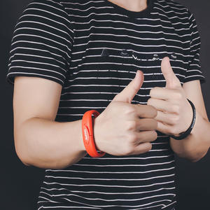 Pulsera <span class=keywords><strong>de</strong></span> Silicona con Disco USB <span class=keywords><strong>de</strong></span> la Marca Tide, Inspiradora, para Hombre y Mujer, con Mensajes Positivos <span class=keywords><strong>de</strong></span> Energía y Personalidad - Product Image 3