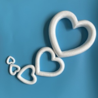 Kit de bricolage Neopoly Technology Love Open Heart Shaped Molding EPS Foam Model Wreath pour la décoration de mariage et de la maison