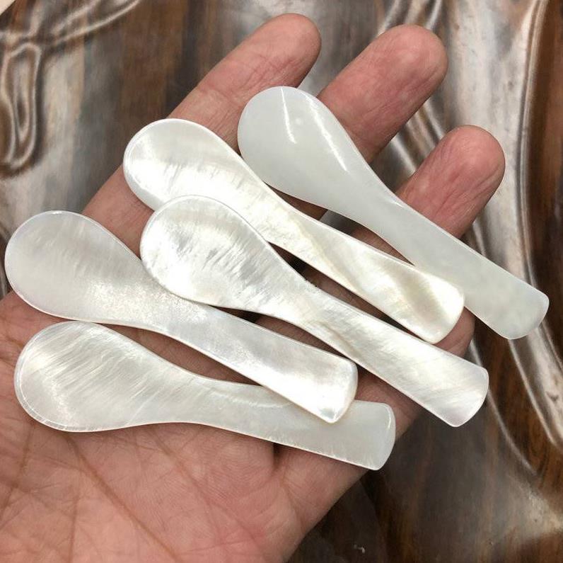 สีขาว 9ซม