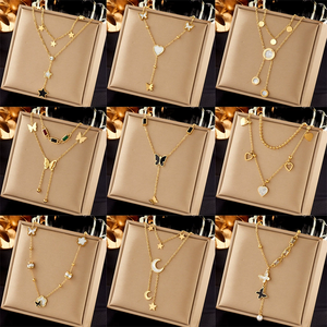 Collier à pendentif multicouche de rêve, avec symboles papillon, coeur et lune, bijoux de mode en acier inoxydable plaqué or - Product Image 2