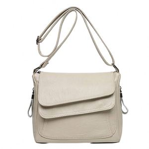 Bolso de mano Elite Lady Fashion de lujo en piel sintética charol, bolso de hombro de alta gama con lazo de perlas y diamantes - Product Image 1