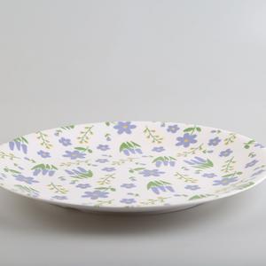 Plato de ensalada de melamina con diseño floral blanco, tamaño M, para uso en restaurantes - Product Image 2