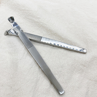 Pousse-cuticules et lime à ongles double usage personnalisés à tranchant aiguisé en acier inoxydable durable et réutilisable pour soins personnels et beauté