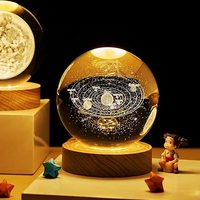 Lampe de table moderne en cristal en forme de planète avec base en bois, veilleuse USB DC pour la décoration de chambre d'enfant